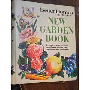 Better Homes & Gardens New Garden Book Ring Binder Guide Flowers Plants 1968 VTG